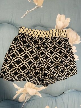 Haute Hippie Black and Cream Geometric High-Waist Shorts